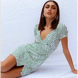 Princess Polly Kasey Green Dress - Size US 4